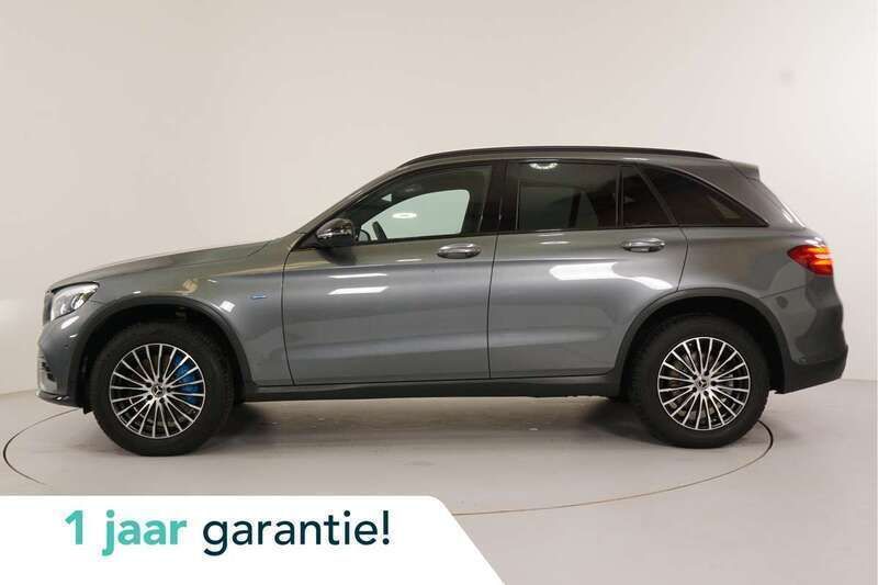 Grijs, metallic lak Gebruikt 2018 Mercedes GLC350 Business SUV | € 34.950 (Eerlijke prijs) - Afbeelding 1/4