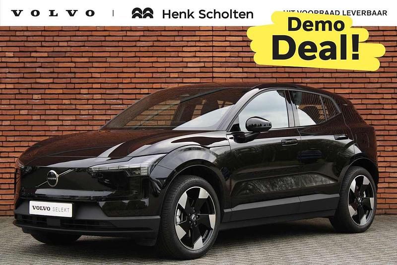 Zwart Gebruikt 2023 Volvo EX30 Plus SUV | € 34.950 (Eerlijke prijs) - Afbeelding 1/4