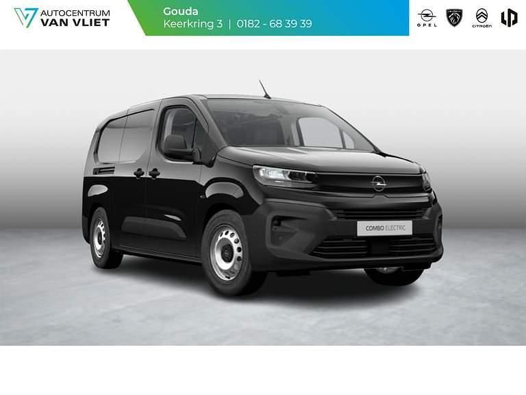 Diamond black (zwart metallic) Nieuw 2025 Opel Combo-e Life Sedan | € 32.274 (Eerlijke prijs) - Afbeelding 1/3