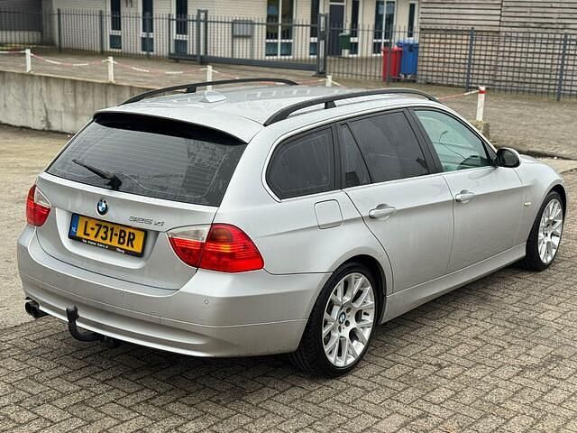 Occasion BMW 325 Executive 218 PK (160 kW) 2006 Grijs Stationwagen