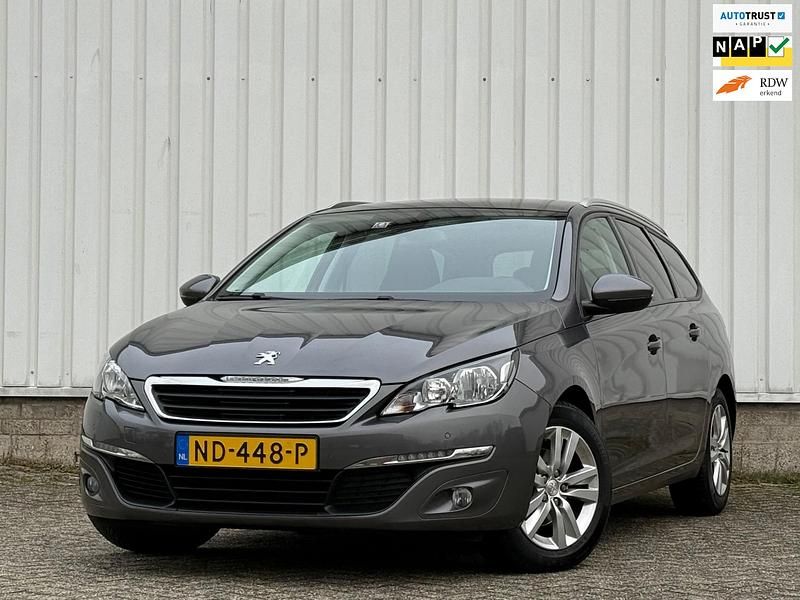 Grijs Occasion 2017 Peugeot 308 Stationwagen | € 6.449 (Eerlijke prijs) - Afbeelding 1/4