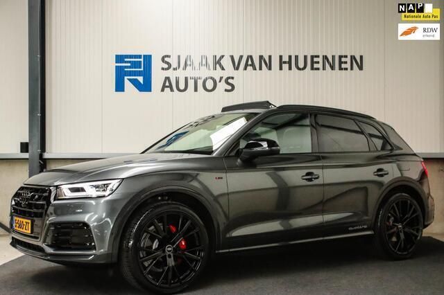 Grijs Occasion 2020 Audi Q5 Competition SUV | € 62.950 - Afbeelding 1/4