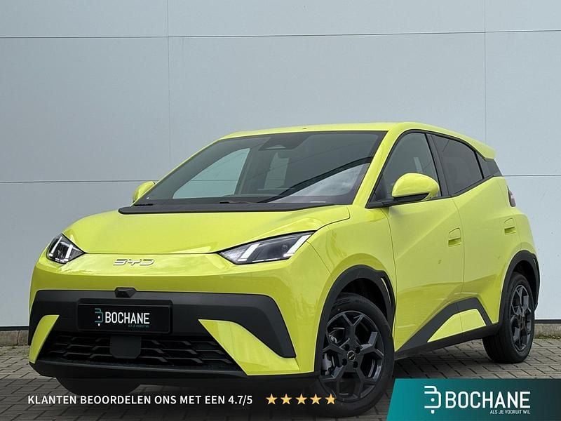 Geel Nieuw 2025 BYD Dolphin Comfort Hatchback | € 22.900 - Afbeelding 1/4