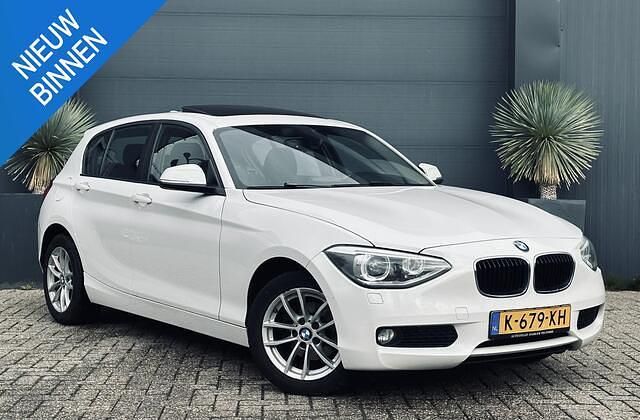 Wit Gebruikt 2014 BMW 116 Hatchback | € 8.950 (Eerlijke prijs) - Afbeelding 1/4