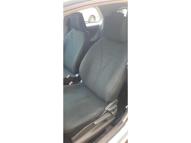 Occasion Toyota Yaris Sol 87 PK (63 kW) 2006 Grijs Hatchback