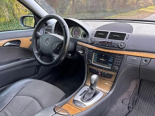 Occasion Mercedes E200 Avantgarde 163 PK (119 kW) 2005 Grijs Sedan