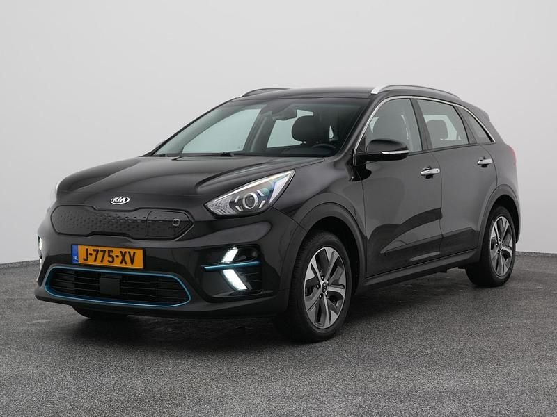 Zwart Occasion 2020 Kia e-Niro SUV | € 16.400 (Super prijs) - Afbeelding 1/4