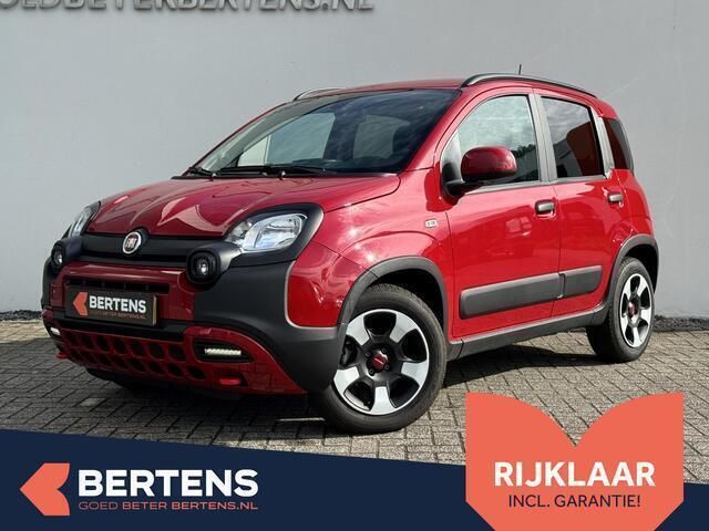 Rood Gebruikt 2024 Fiat Panda Cross Cross Hatchback | € 18.395 (Eerlijke prijs) - Afbeelding 1/4