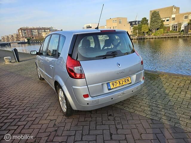 Occasion Renault Scénic II 135 PK (99 kW) 2007 Grijs MPV