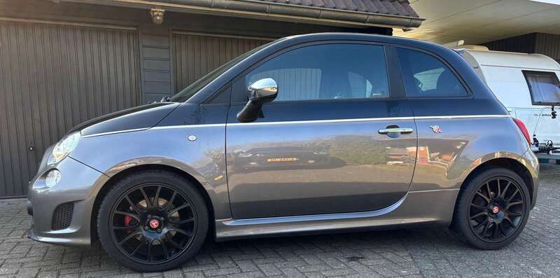 Grijs Gebruikt 2015 Abarth 500 Hatchback | € 12.950 (Iets duurder) - Afbeelding 1/4