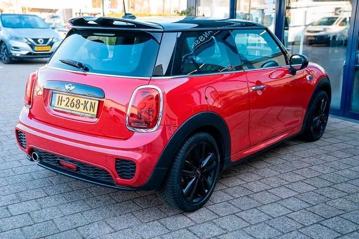 Occasion Mini Cooper 136 PK (100 kW) 2016 Rood Hatchback