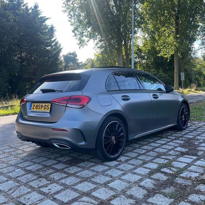 Occasion Mercedes A250 AMG line 160 PK (117 kW) 2020 Grijs Stationwagen