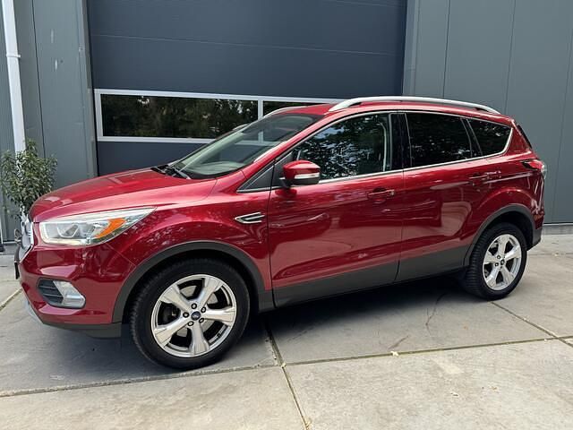Occasion Ford Kuga Titanium 120 PK (88 kW) 2017 Rood SUV