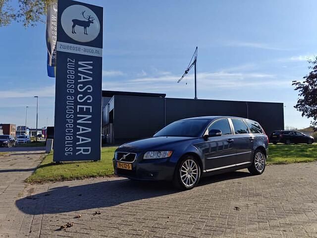 Blauw Gebruikt 2010 Volvo V50 Stationwagen | € 7.950 (Duur) - Afbeelding 1/4