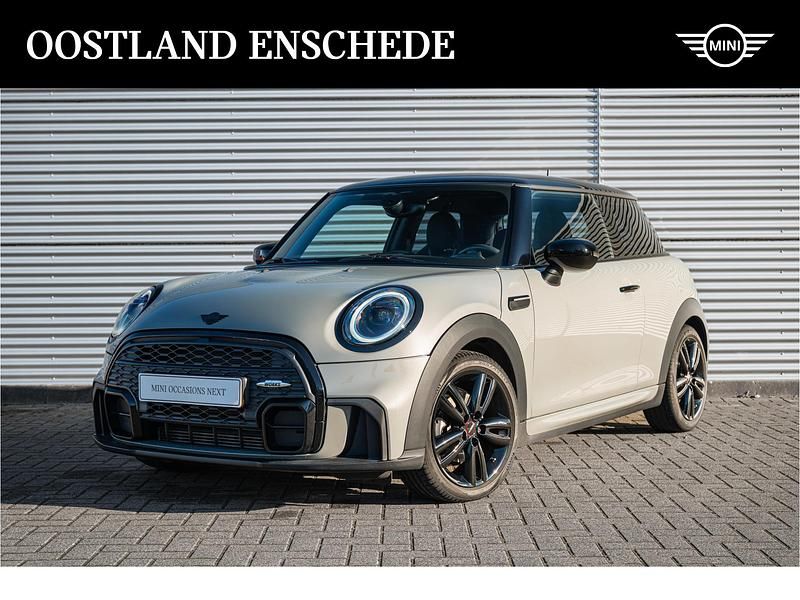Grijs Gebruikt 2022 Mini John Cooper Works Hatchback | € 28.900 (Iets duurder) - Afbeelding 1/4