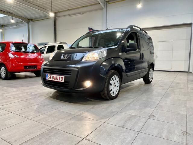Grijs Gebruikt 2012 Peugeot Bipper MPV | € 7.900 - Afbeelding 1/4