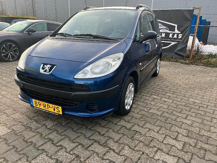 Gebruikt 2005 Peugeot 1007 MPV | € 2.350 - Afbeelding 1/4