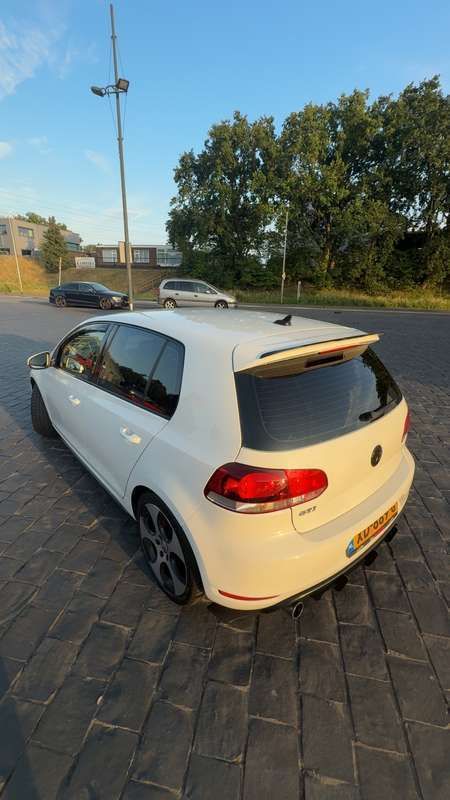 Afbeelding 2/4