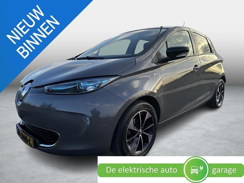 Grijs Occasion 2017 Renault Zoe Bose Edition Hatchback | € 8.200 (Eerlijke prijs) - Afbeelding 1/4
