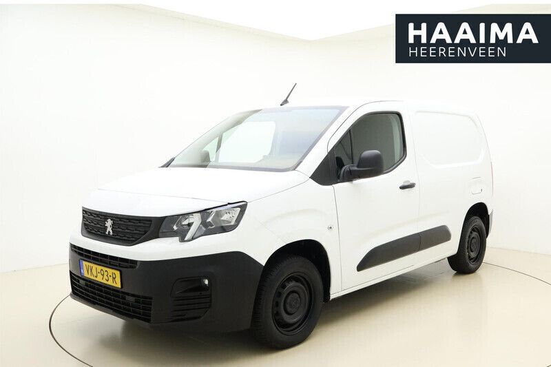 Wit Gebruikt 2021 Peugeot Partner Premium MPV | € 8.950 (Goede deal) - Afbeelding 1/4