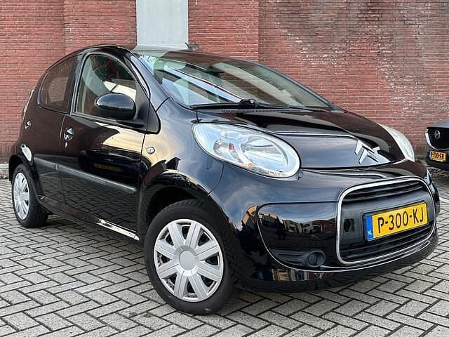 Zwart Occasion 2009 Citroën C1 Hatchback | € 2.395 (Super prijs) - Afbeelding 1/4