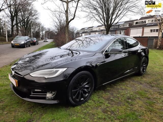 Zwart, metallic lak Gebruikt 2018 Tesla Model S Sedan | € 29.999 (Duur) - Afbeelding 1/4