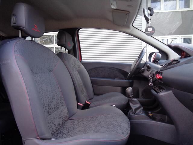 Occasion Renault Twingo Initiale 75 PK (55 kW) 2010 Rood Hatchback