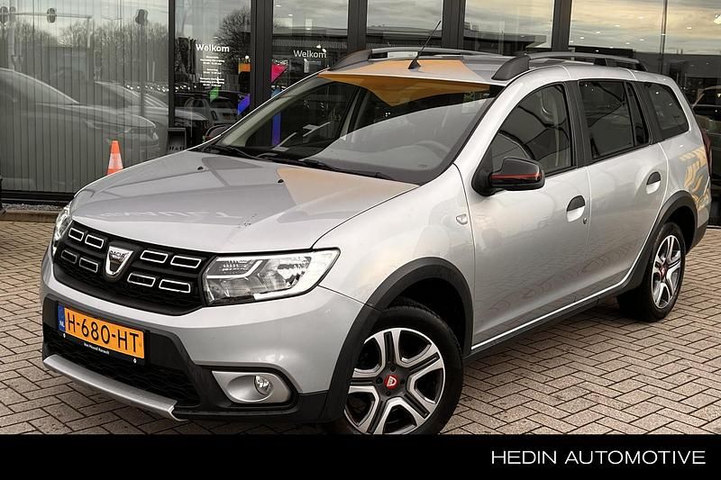 Grijs Gebruikt 2020 Dacia Logan MCV Stepway MPV | € 12.445 (Eerlijke prijs) - Afbeelding 1/4