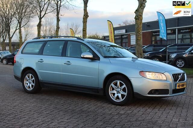 Blauw (metallic) Occasion 2009 Volvo V70 Kinetic Stationwagen | € 1.475 (Super prijs) - Afbeelding 1/4