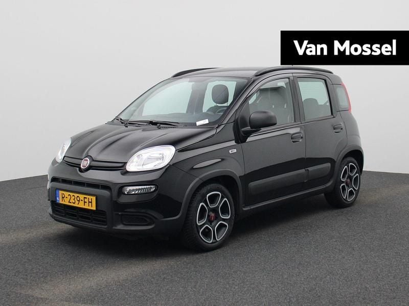 Zwart Gebruikt 2022 Fiat Panda City Life Hatchback | € 11.900 (Eerlijke prijs) - Afbeelding 1/4