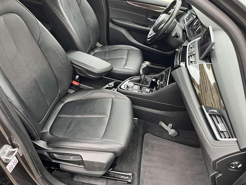 Occasion BMW 216 Gran Tourer Comfort Edition 109 PK (80 kW) 2022 Grijs, metallic lak MPV