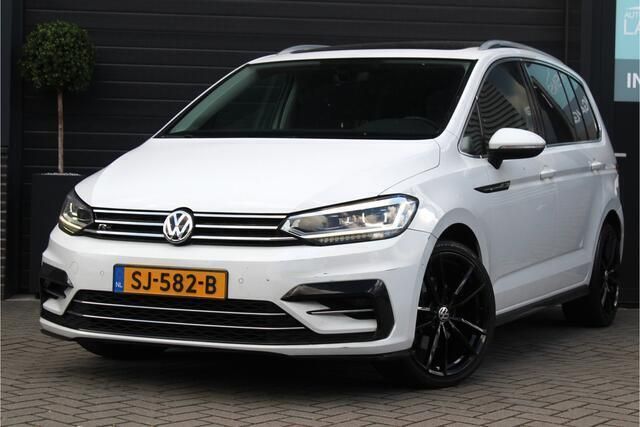 Wit Gebruikt 2018 VW Touran Highline MPV | € 25.995 (Duur) - Afbeelding 1/4
