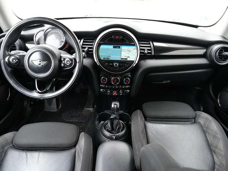 Occasion Mini Cooper Business 136 PK (100 kW) 2015 Wit Hatchback