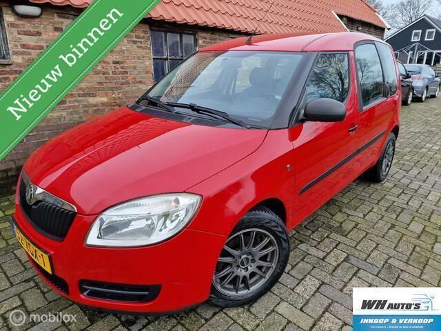 Rood Gebruikt 2010 Skoda Roomster Ambition MPV | € 3.250 (Duur) - Afbeelding 1/4
