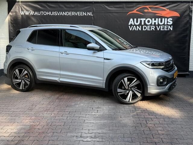 Grijs Gebruikt 2022 VW T-Cross Sound SUV | € 24.995 (Eerlijke prijs) - Afbeelding 1/4