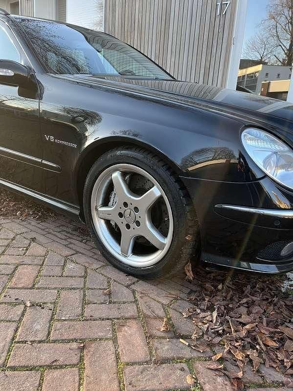 Occasion Mercedes E55 AMG AMG 476 PK (350 kW) 2004 Zwart Stationwagen