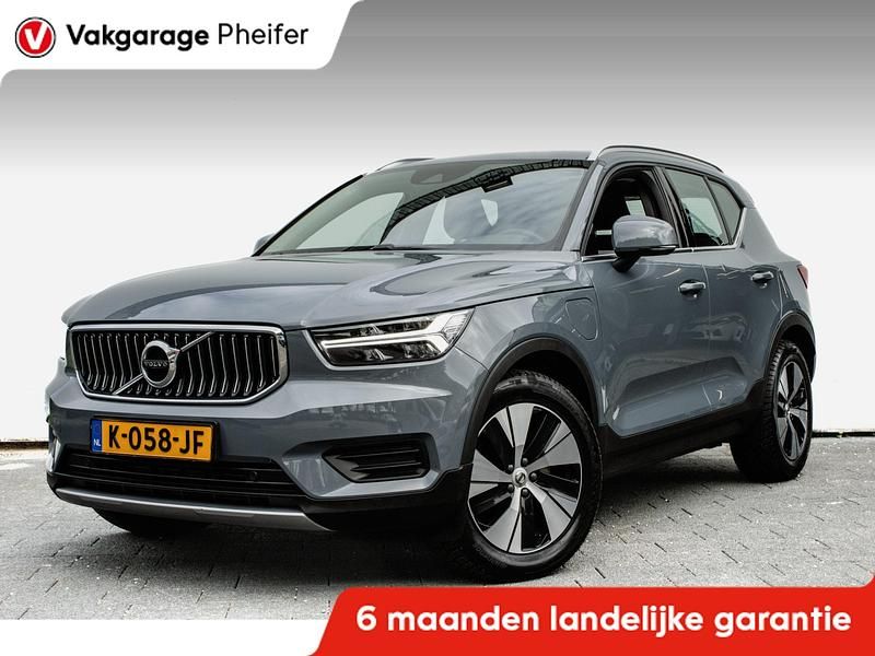 Grijs Gebruikt 2021 Volvo XC40 Inscription SUV | € 24.850 (Goede deal) - Afbeelding 1/3