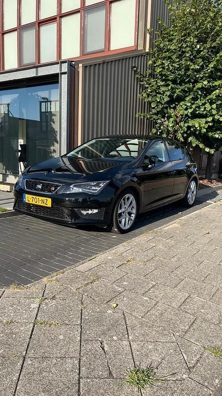 Occasion 2015 Seat Leon FR | € 8.750 (Eerlijke prijs) - Afbeelding 1/4
