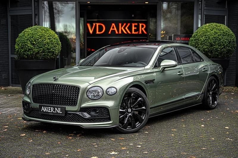 Groen Gebruikt 2022 Bentley Flying Spur Mulliner Sedan | € 179.880 - Afbeelding 1/4