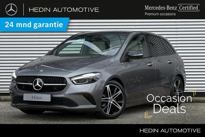 Grijs Occasion 2025 Mercedes B180 Advanced MPV | € 49.900 (Eerlijke prijs) - Afbeelding 1/4