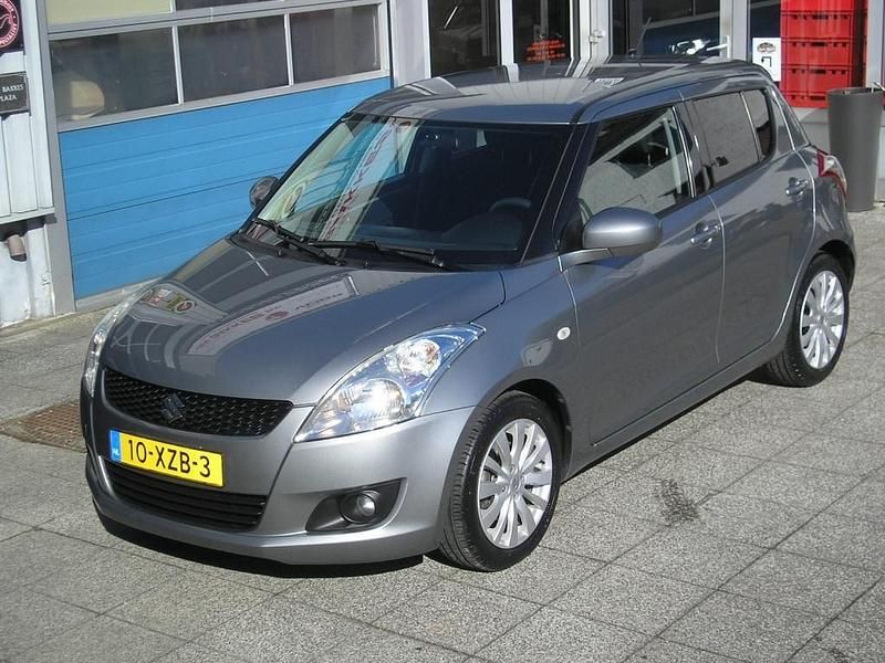Occasion Suzuki Swift Exclusive 94 PK (69 kW) 2012 Grijs (metallic) Hatchback