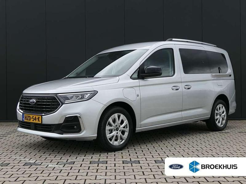 Grijs Nieuw 2025 Ford Tourneo Titanium MPV | € 44.950 - Afbeelding 1/4