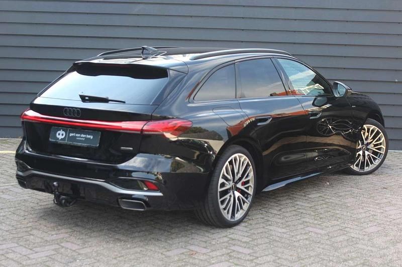 Nieuw Audi A5 S-Line 367 PK (269 kW) 2025 Zwart Coupé