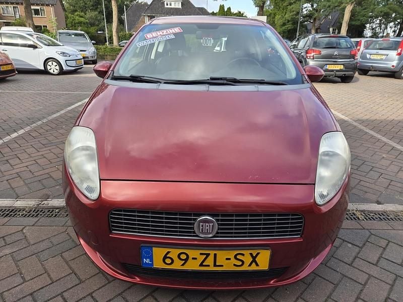 Occasion Fiat Punto Dynamic 78 PK (57 kW) 2008 Rood Hatchback