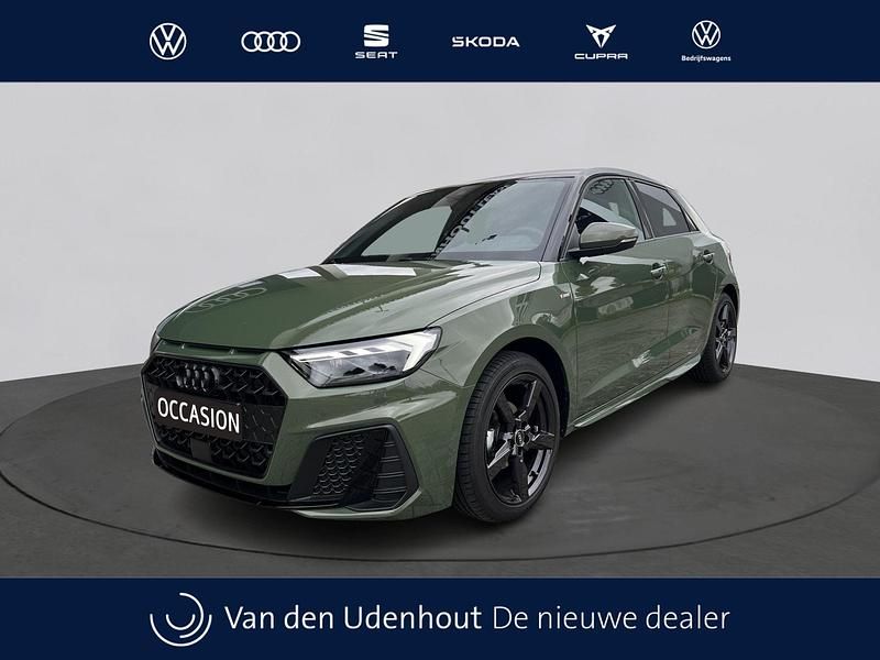 Groen Gebruikt 2025 Audi A1 Hatchback | € 38.370 - Afbeelding 1/3