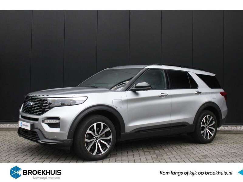 Grijs, metallic lak Gebruikt 2020 Ford Explorer ST-Line SUV | € 47.800 - Afbeelding 1/4