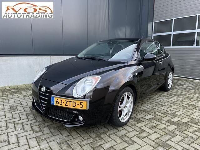 Zwart Gebruikt 2013 Alfa Romeo MiTo Hatchback | € 6.950 (Goede deal) - Afbeelding 1/4