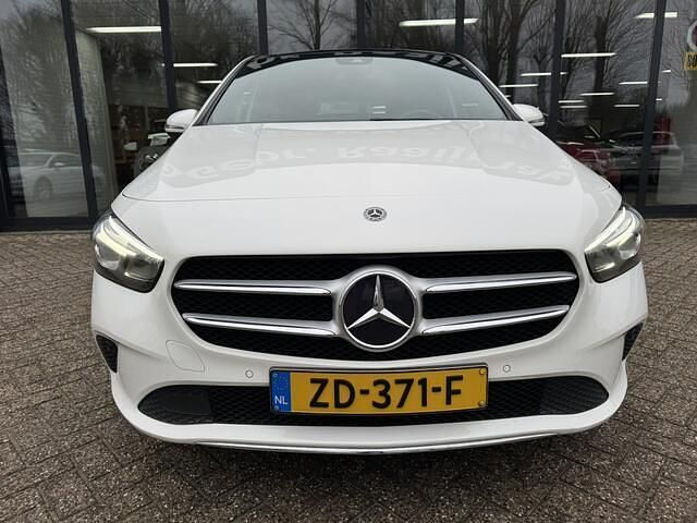 Occasion Mercedes B180 Business 136 PK (100 kW) 2019 Wit MPV