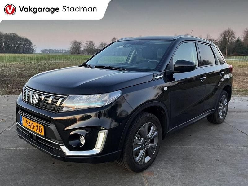 Occasion Suzuki Vitara 102 PK (75 kW) 2023 Zwart (metallic) SUV