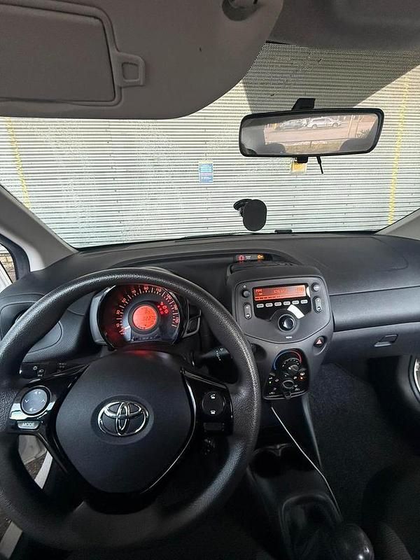 Occasion Toyota Aygo 69 PK (50 kW) 2017 Wit Hatchback
